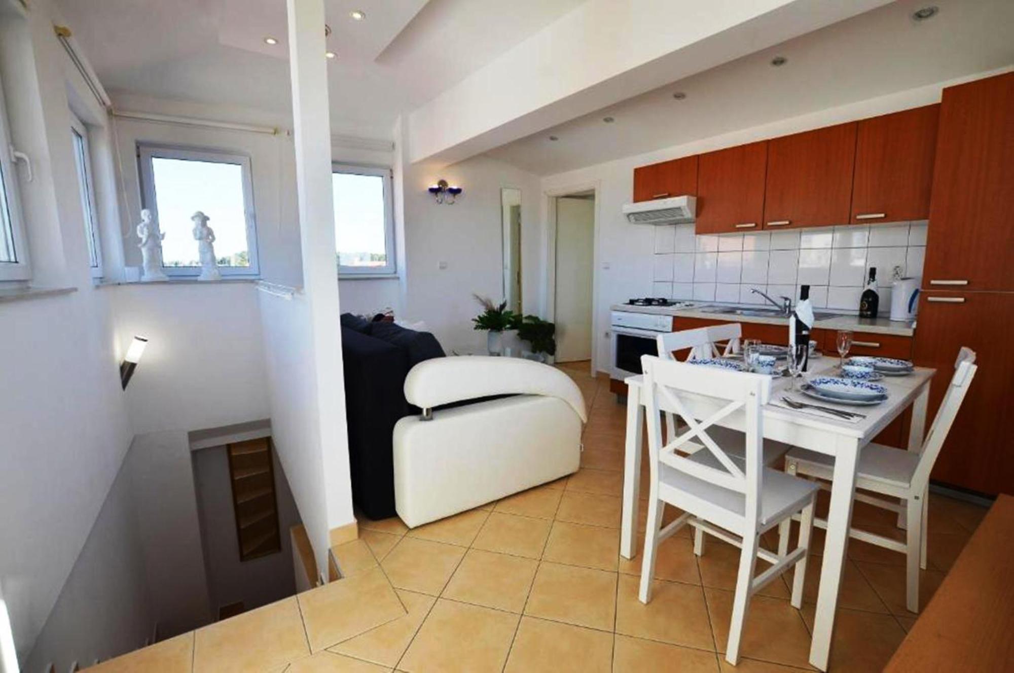 Augusta Apartment Rovinj Exterior photo